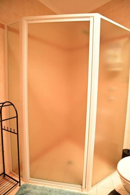 Spacious Studio In Alicesprings Queenbed+Ksairbed Alice Springs Exterior photo